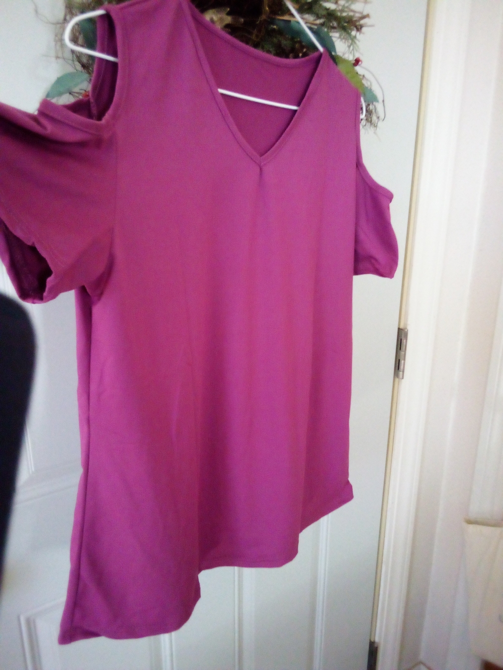 Cold-Shoulder V-Neck Top in Raspberry
